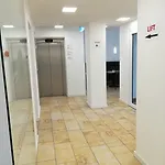 מלון Aton