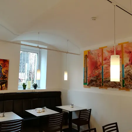 アトン 3*