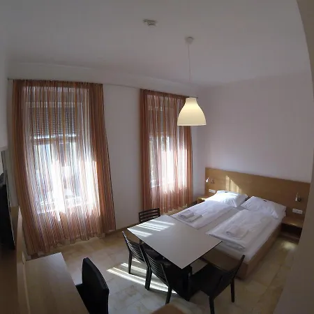 Aton Hotel 3*
