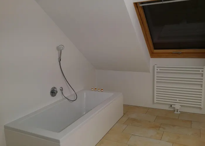 Готель Aton Грац